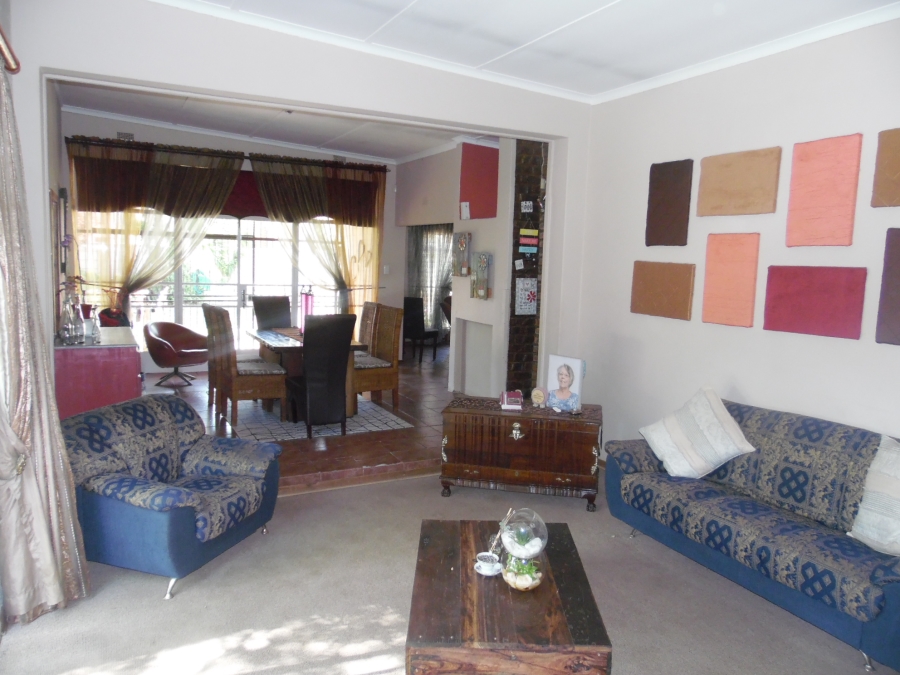 3 Bedroom Property for Sale in Jim Fouchepark Free State